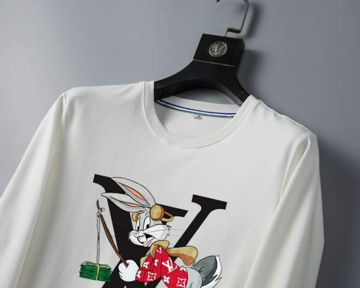 Picture of LV Sweatshirt _SKULVM-3XL25tn11833743